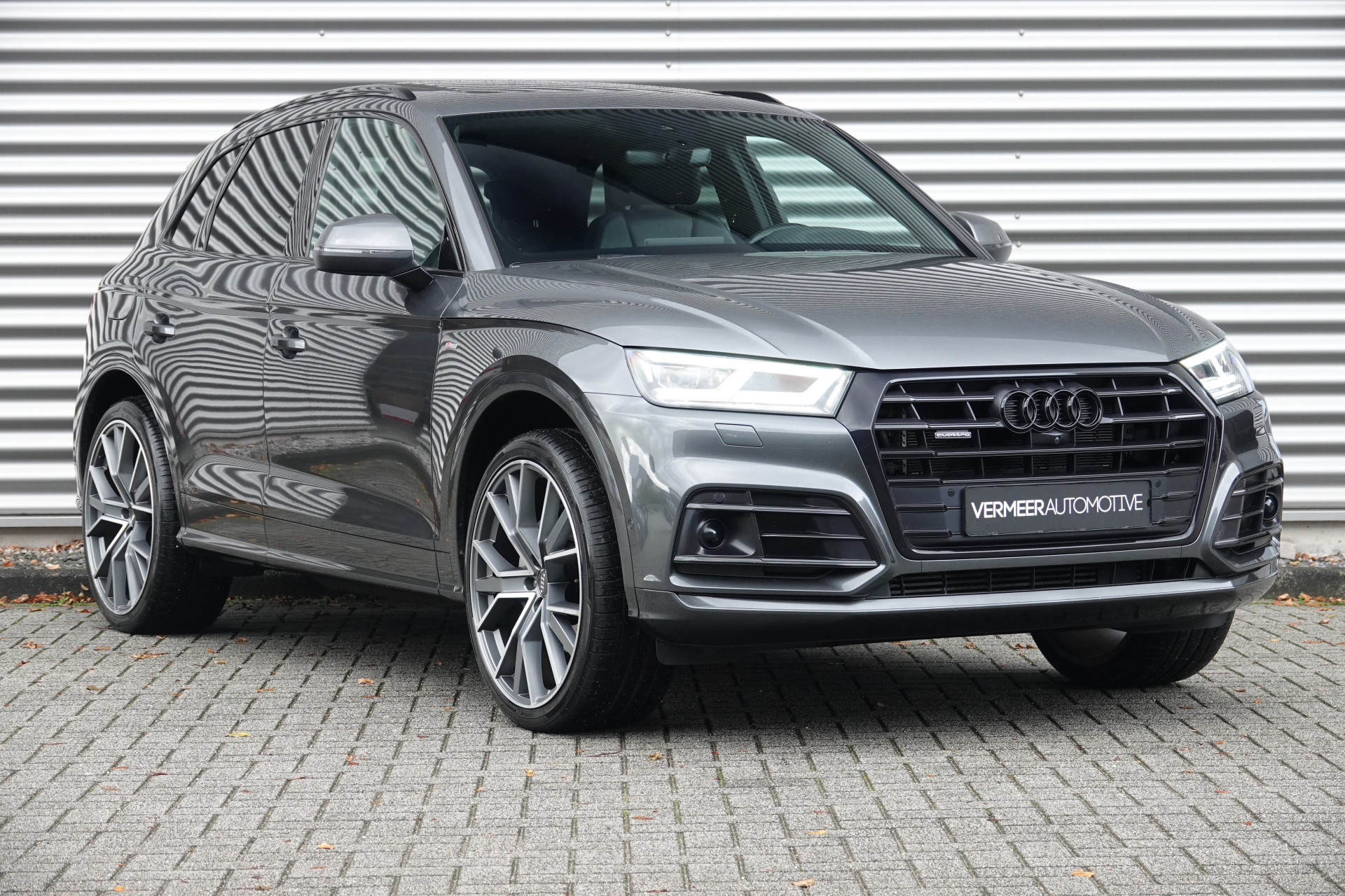 tweedehands Audi Q5 55 TFSI e quattro Competition | Pano | RS-Zetels | B&O | ACC | 360 | 22 Inch | Trekhaak |  – beschikbaar bij Van de Velde Auto’s