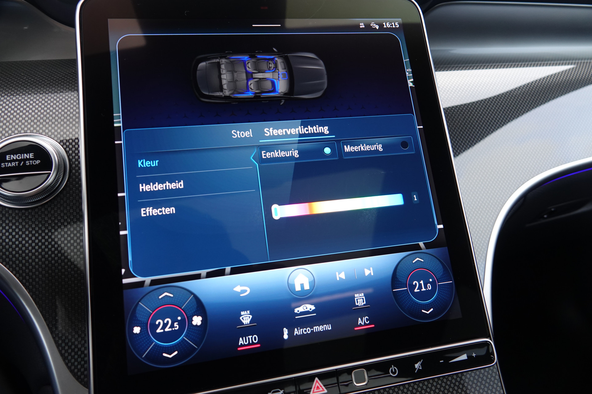 tweedehands Mercedes-Benz GLC 300e 4MATIC AMG Line | Pano | Burmester | Trekhaak | Night Pakket | 360 | Memory |  – beschikbaar bij Van de Velde Auto’s