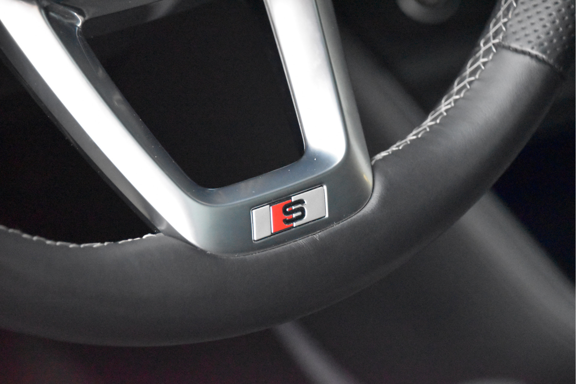 tweedehands Audi Q3 Sportback 45 TFSI e S edition | Panoramadak | Leder | Adapitve Cruise | Nieuwstaat ! |  – beschikbaar bij Van de Velde Auto’s