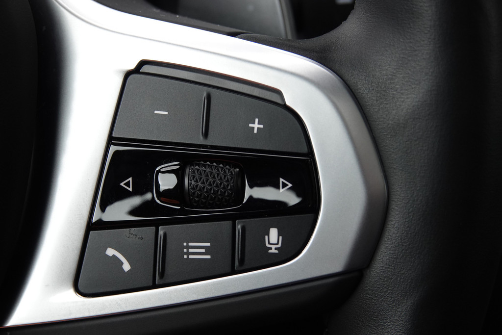 tweedehands BMW X5 xDrive50e M-Sport | Pano | H&K | HUD | ACC | Achterasbesturing | Driving Assistant Prof. |  – beschikbaar bij Van de Velde Auto’s