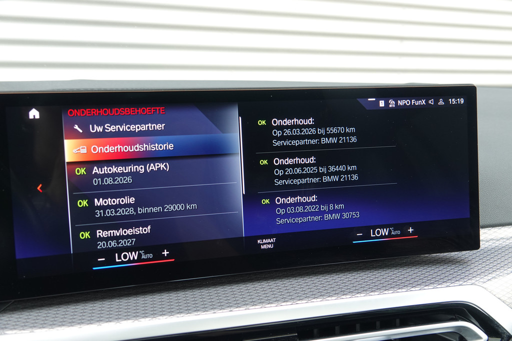 tweedehands BMW 3 Serie Touring 330e xDrive M-Sport | Panoramadak | HUD | Facelift | Camera | SOH 99% |  – beschikbaar bij Van de Velde Auto’s